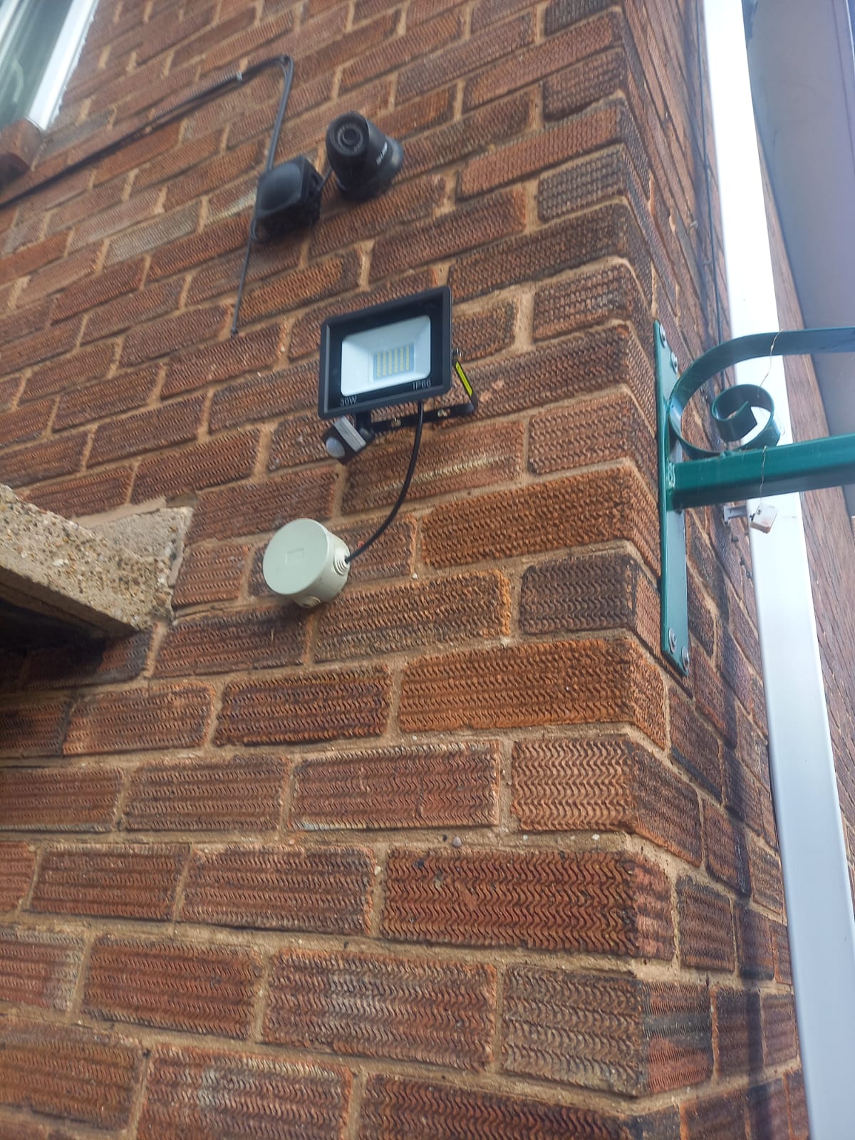 Floodlight Off